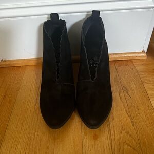 Black Coconuts Booties size 9